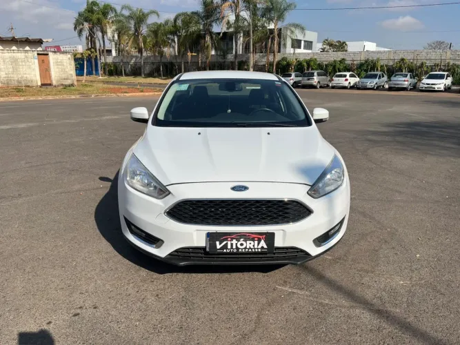 Ford Focus Fastback Se/se Plus 2.0 Flex Aut. 2017