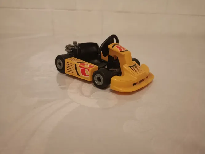 Carrinho Kart Amarelo - Playmobil
