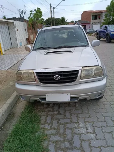Suzuki Grand Vitara 2.0 16V 4x2/4x4 5P Mec. 2002