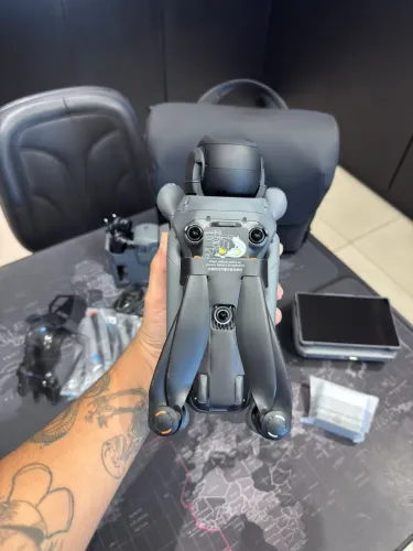 Drone dji mavic 4 pro combo novo com rc pro 2