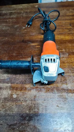 Esmerilhadeira Black Decker 127v