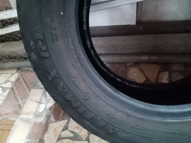 Pneu 175/70/13 meia vida por $ 50,00