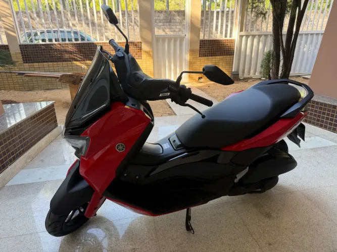 Nmax 2025 com 6 mil km!
