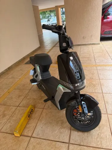 Moto elétrica 