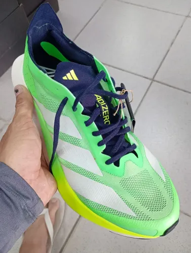 Tênis Adidas Adizero