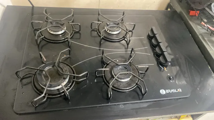 Fogão cooktop + armário