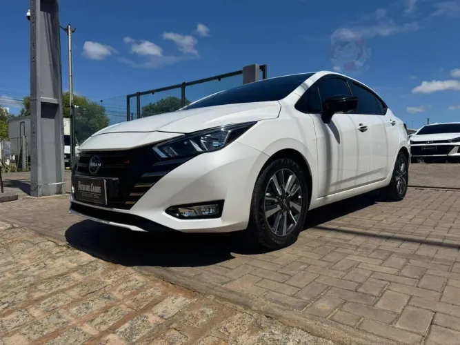 VERSA SR 1.6 FLEX AUTOMÁTICO 2024/2025