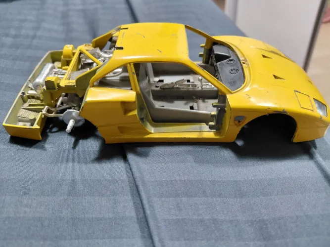 Vende_se lote de miniatura 1/24 sucata pra restauro dioramas ou usar peças
