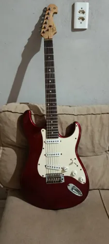 Guitarra, Caixa Amplificada e Pedaleira