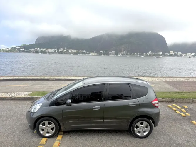 Honda Fit LX 1.4/ 1.4 Flex 8v/16v 5P Aut. 2011