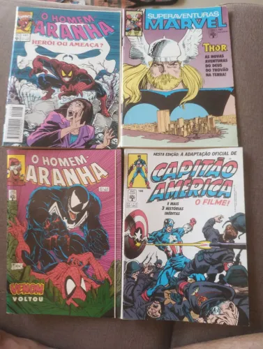 Revista de quadrinhos colecionáveis da DC e outros