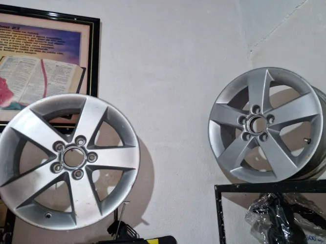 Vendo aro 16 de alumínio honda civic 2010