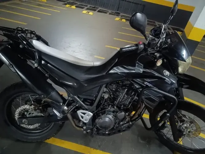 VENDO OU TROCO POR CARRO YAMAHA/XT 660R 2012/2013