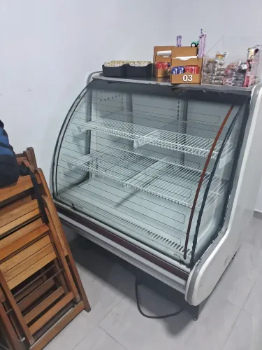 Vendo expositor refrigerado digital