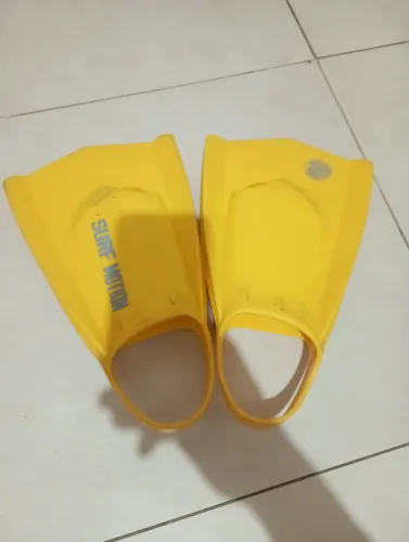 Nadadeira surf motion
