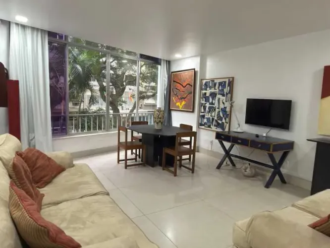 Excelente apartamento para venda em Copacabana - Rua Bulhões de Carvalho - 2 quartos mais 