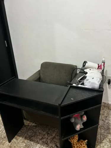 Mesa em L manicure com poltrona