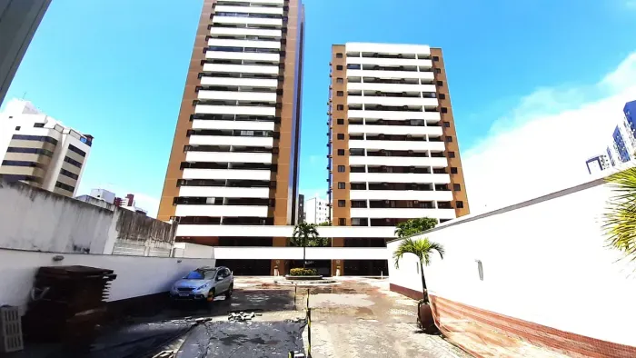 1/4 Com Armários, Varanda, Infraestrutura e Garagem no Sidarta Iguatemi.