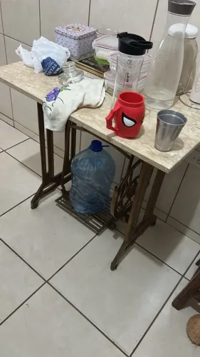 Base maquina de Costura com Pedra de mármore. (mesa) 