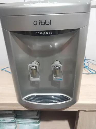 Bebedouro de água IBBL Compact para garrafão 