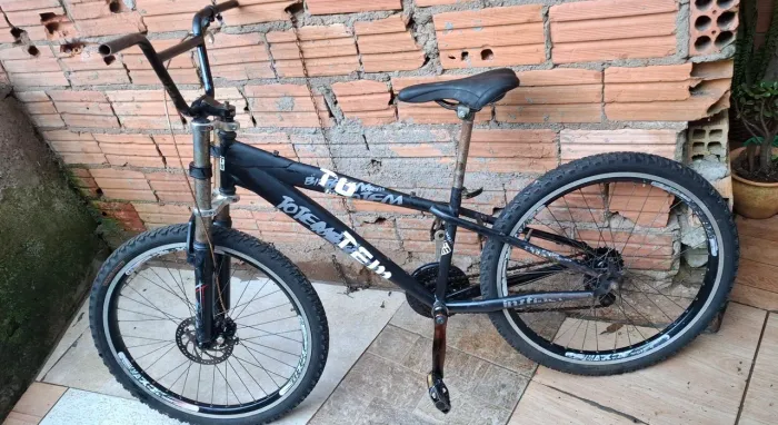 Bicicleta aro 26 freio a disco 