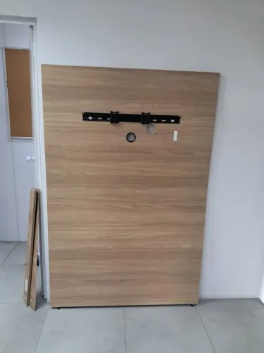 Painel para TV em MDF Amadeirado com Suporte