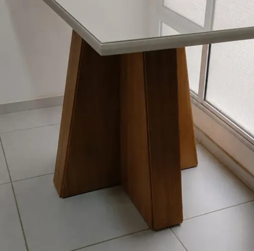 Vendo Mesa Patrícia - Tem que retirar no local