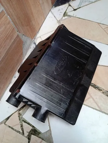 Tampa comando de válvulas, caixa de ar.