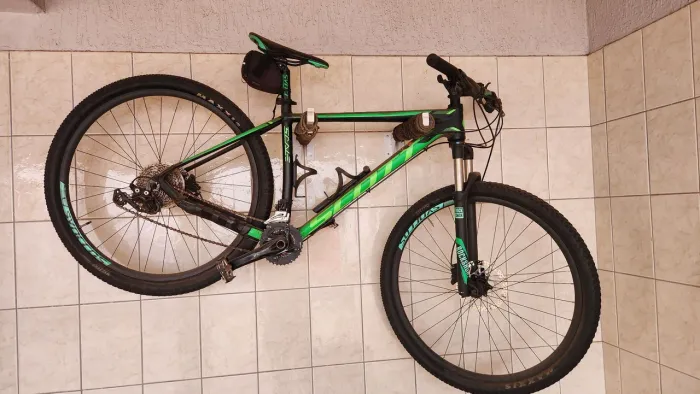 Scott Scale 960 Aro 29 - Shimano XT/Deore - Excelente Estado
