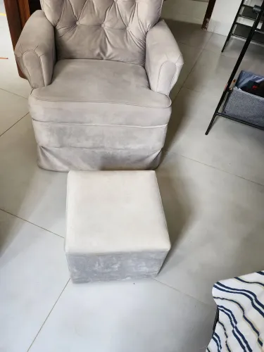 Poltrona de amamentação