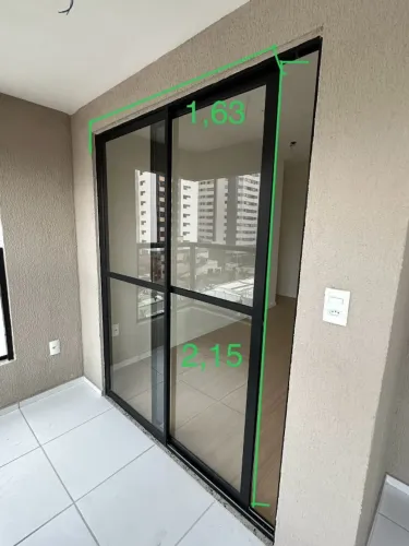2 PORTAS BALCÃO DE ALUMINÍO PRETA - NOVAS - UMA MEDINDO 2.15X1.63 E OUTRA MENOR