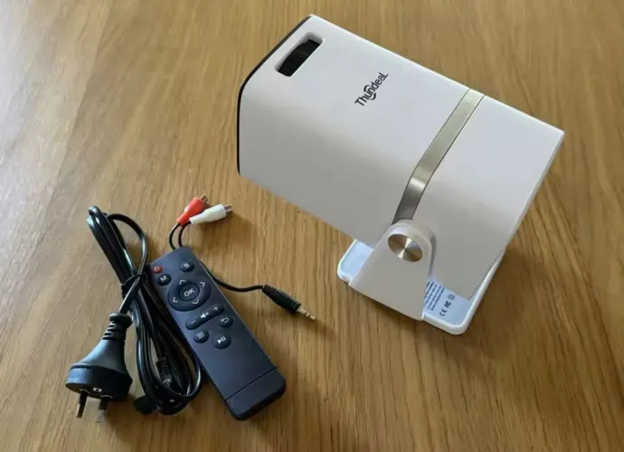 Projetor Thundeal TD80W 4K Full HD Android Wi-Fi (Cinema em Casa)