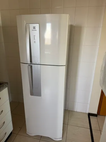 Geladeira Electrolux DF42