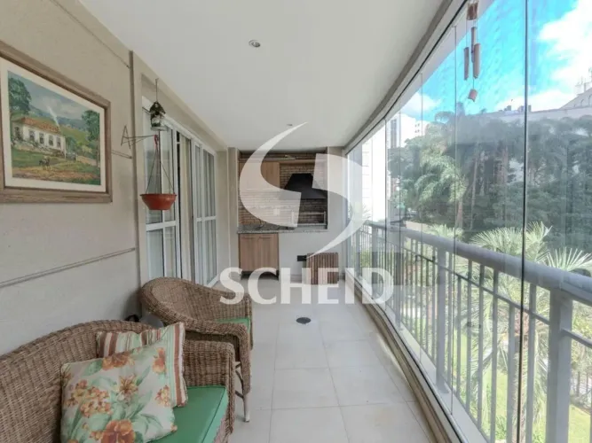 Apartamento 139m², 3 Quartos (2 suítes), 2 vagas, varanda com churrasqueira