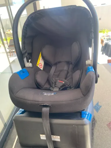 Bebê conforto Burigoto