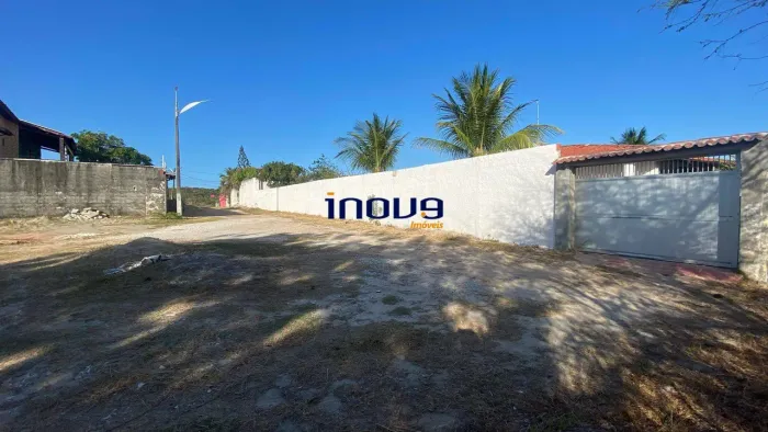 Chácara com 3 dormitórios à venda, 281 m² por R$ 700.000,00 - Curralinho - Aquiraz/CE