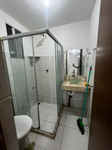 Olá meu nome é Fátima, trabalho como faxineira, folguista, cuidadora de idoso e babá 