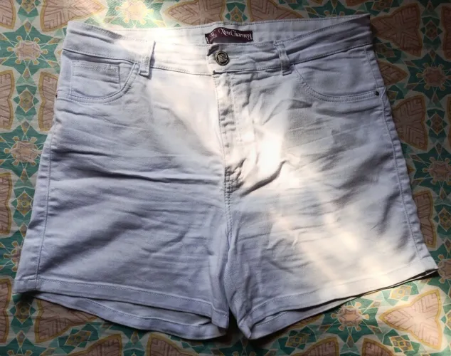 Short Jeans Feminino Branco