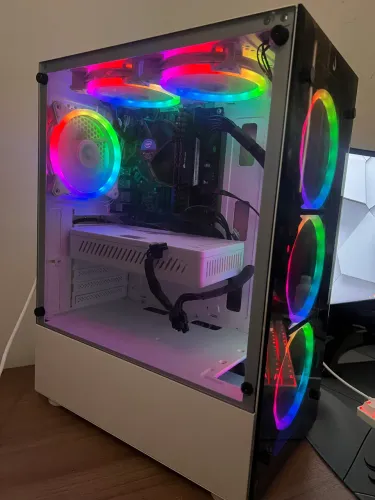 PC Gamer i7 + RX 580 8GB + 16GB RAM + SSD 480GB + 6 Fans ARGB