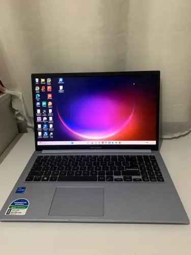 Notebook Asus Vivobook 5i