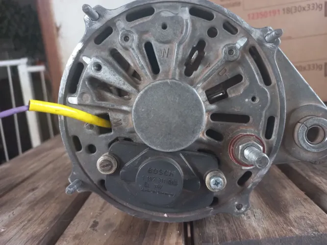 Alternador da f4000