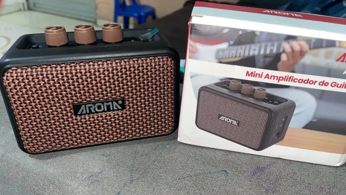 Mini amplificador de guitarra !