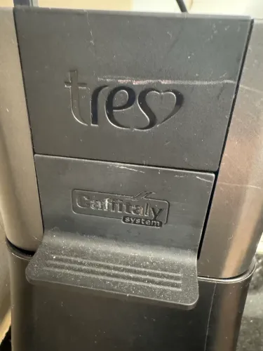 Cafeteira três corações