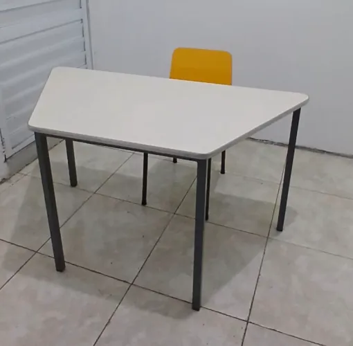 Kit cadeira e mesa infantil escolar