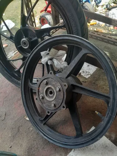 Vendo ese aro liga leve da XRE cabi na bros 