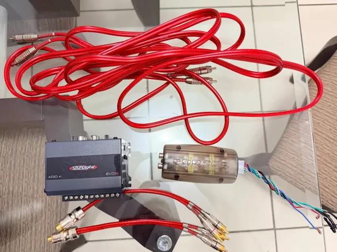 Acessórios de Som Automotivo