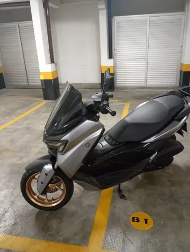 Nmax 2025 muito nova