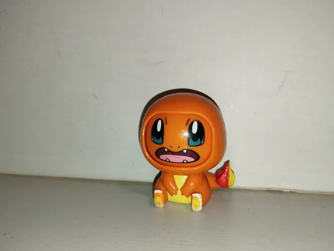Brinquedo de pokémon Charmander