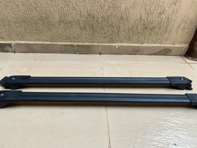 Rack De Teto Travessa Larga Tracker 2017 a 2019 Aluminio Preto