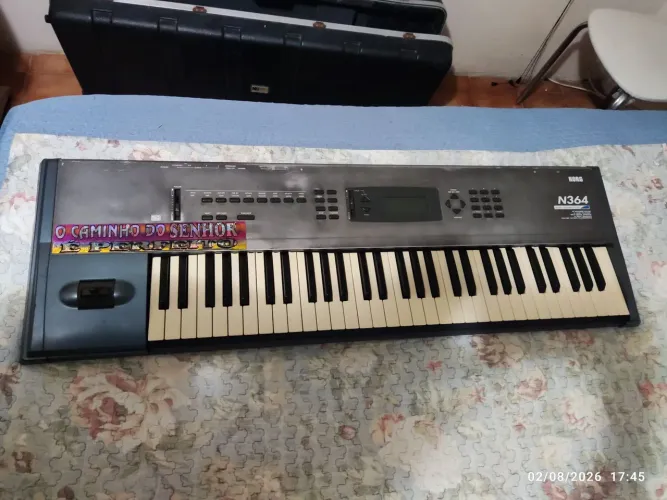 Teclado Sintetizador Korg N364 Workstation - Lindo e Revisado (Usado)